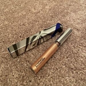 Mac dazzle liner in holiday time